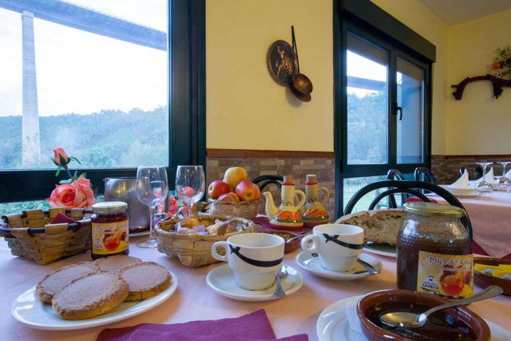 Hotel Restaurante Canero מראה חיצוני תמונה